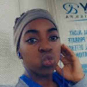 Meet your Posher, Taee